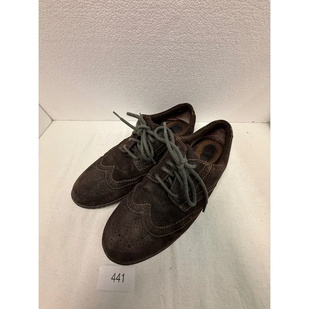 Born wingtip oxfords